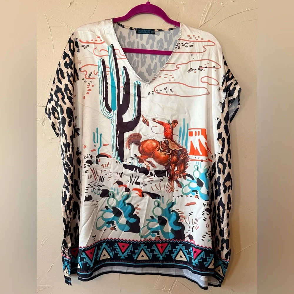 Bohemian Desert and Cowboy V-Neck oversized Women's Top in Cream and Brown S/M - Picture 2 of 4